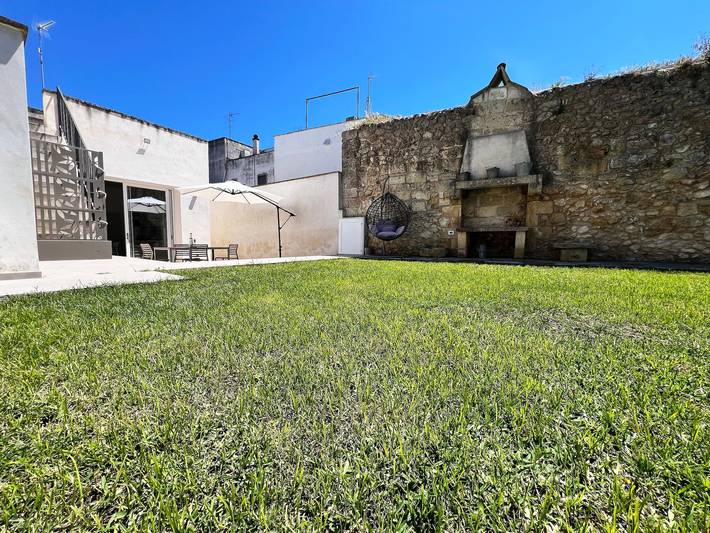 Location de vacances pour 4 personnes, avec jardin et bassin pour enfant à Martano - 2