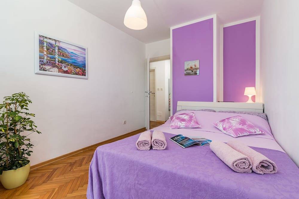 Villa in Fazana, familienfreundlich, am Meer, beheizter Pool, bis 9 Personen in Fažana (Kroatische Adria), Fazana