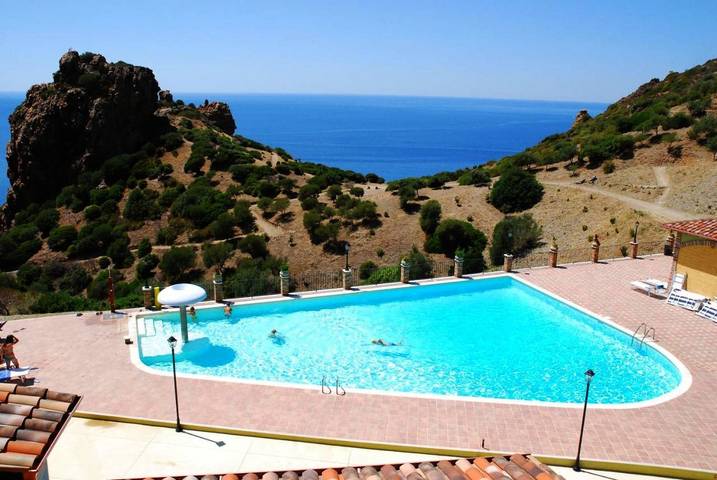 Casa de vacaciones para 4 personas, con jardín además de piscina y vistas, Se admiten mascotas - 1