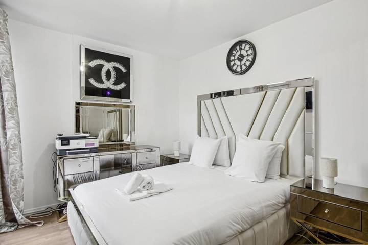 Gîte pour 6 personnes, avec balcon à Bezons - 4