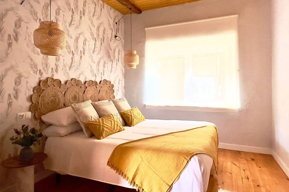 Entire apartment, Apartamento con Baño Adaptado in Astorga, León Region