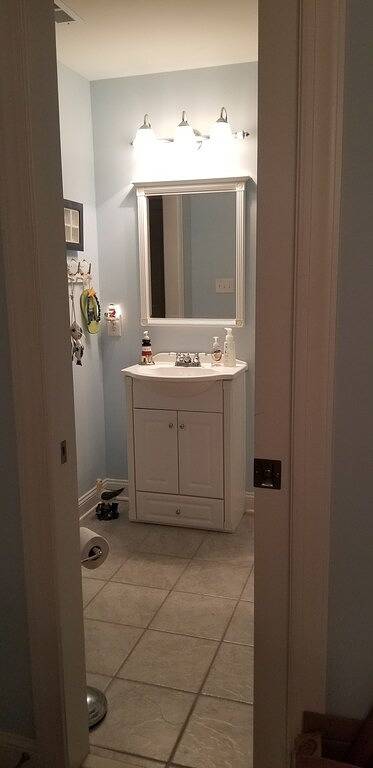 Charming 3-Br cottage with open floor plan, near Surf City Beaches & Marina. in Pender County