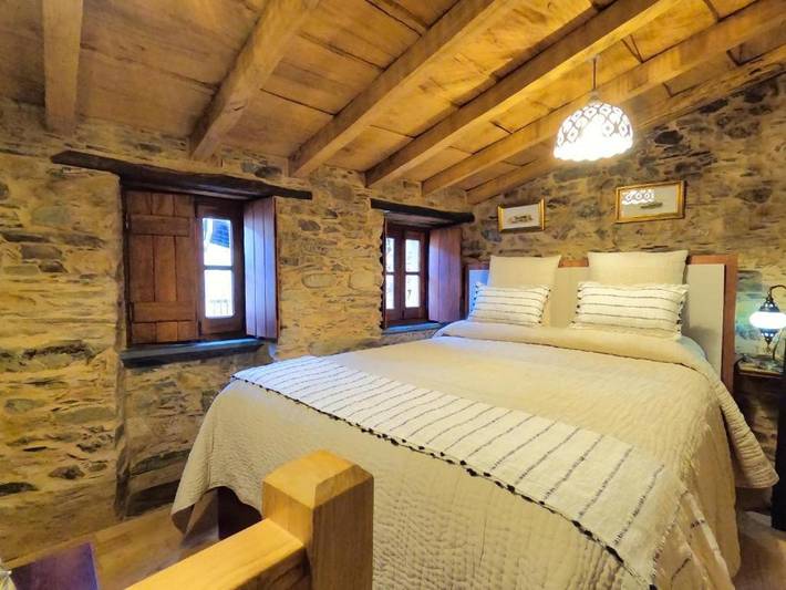 Apartamento de férias para 2 pessoas, com vista e varanda em Lousã