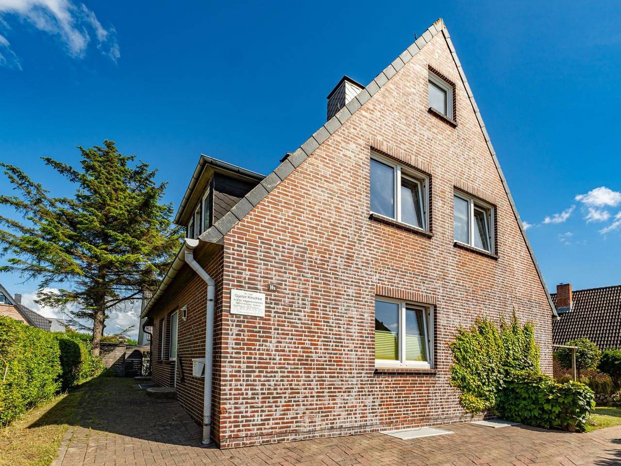 Ganze Ferienwohnung, Strandnah - Ebenerdige 2-Zimmer-Ferienwohnung - nur 600 Meter zum Strand. in Westerland, Sylt (Gemeinde)