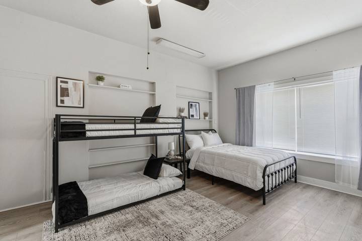 Location de vacances pour 6 personnes, avec terrasse et jardin, adapté aux familles à San Antonio - 3