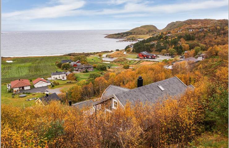 Meerblick und Strandleben am Hosnastranda in Åfjord
