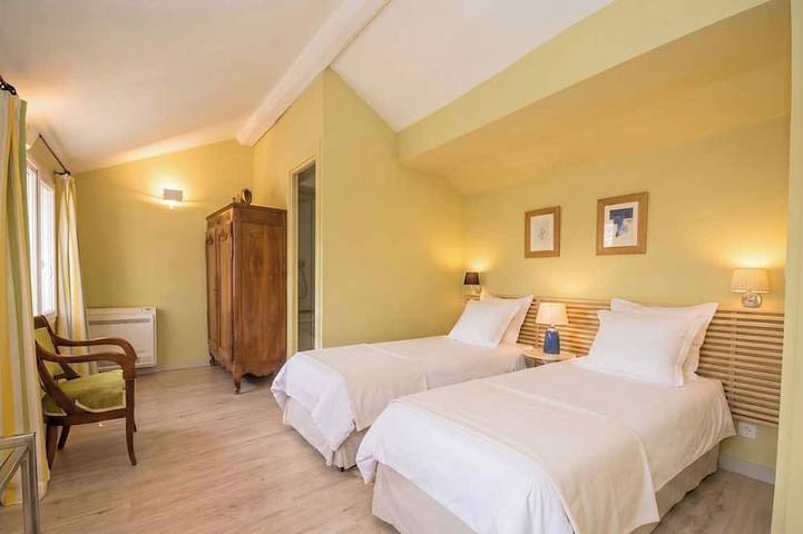 Casa-La Farigoulette Villa with Private Pool in Cannes La Bocca, Cannes