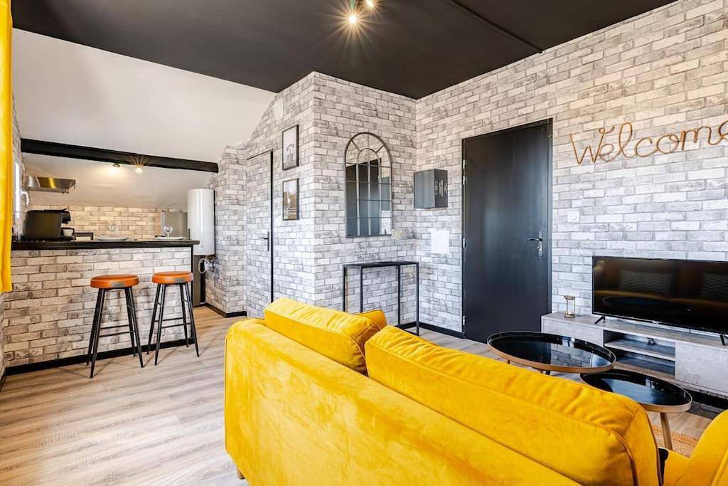 Appartement entier, One-Bedroom Apartment in Bergerac, Périgord Pourpre