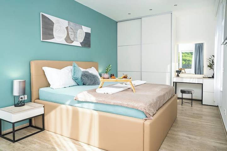 Villa pour 8 personnes, avec jardin à Tribunj - 4