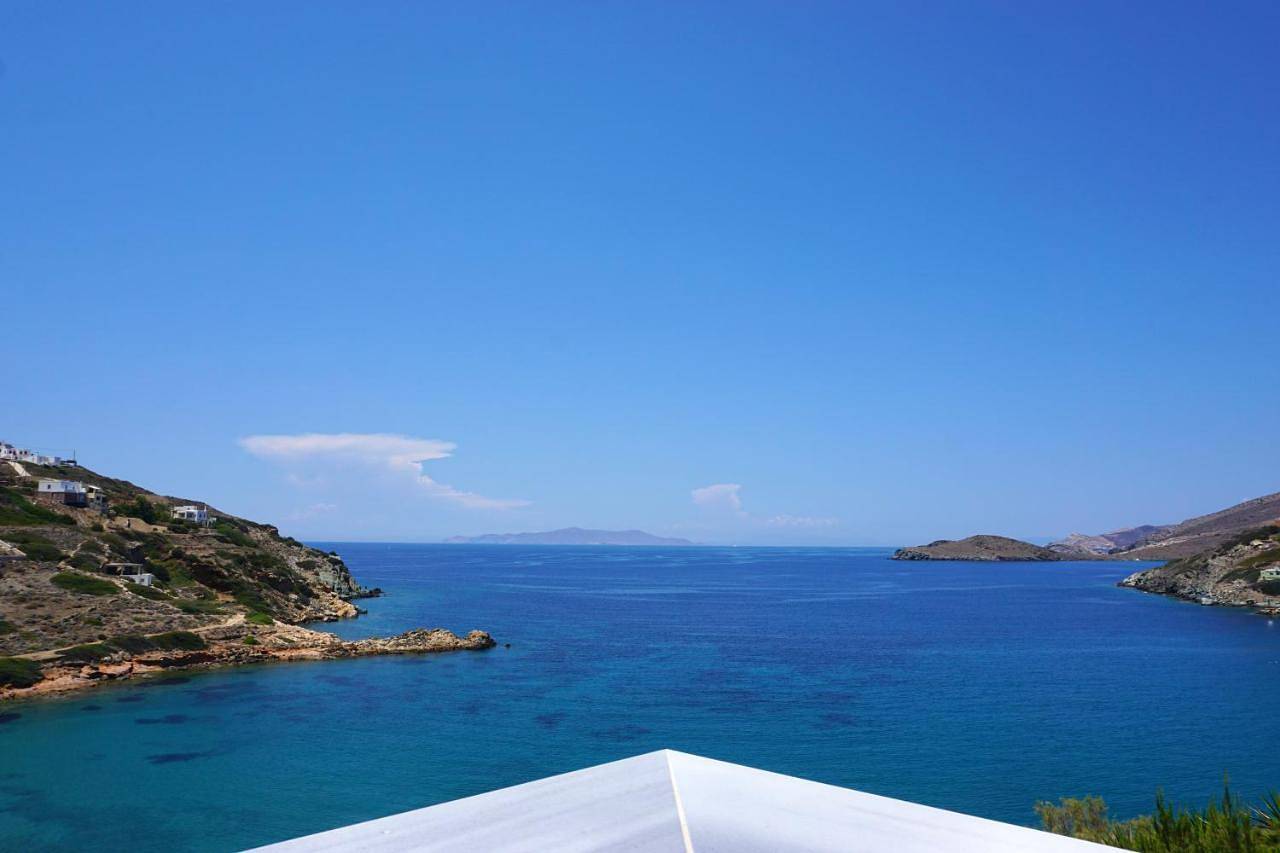 Lotos Beach Home in Syros