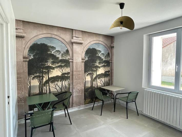 Location de vacances pour 2 personnes, avec terrasse et jardin à Port-des-Barques - 3