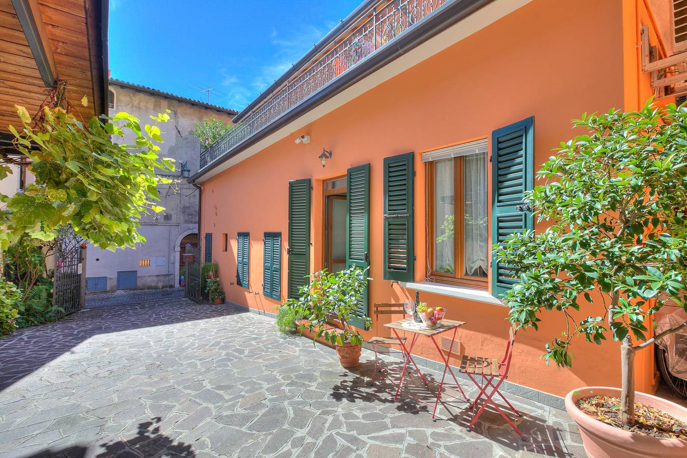 Ganze Wohnung, Vicky Loft Morgnaga in Gardone Riviera, Gardasee-Berge