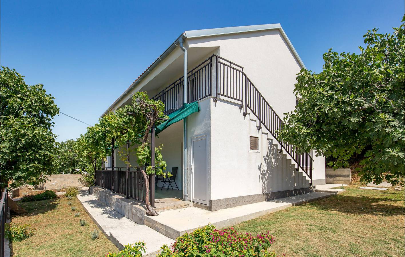 Ganze Ferienwohnung, Ferienwohnung für 3 Personen mit Terrasse in Vlasici, Pag