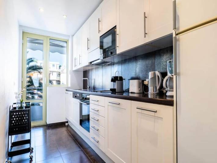 Gîte pour 6 personnes, avec terrasse, adapté aux familles dans Plage du Palm Beach - 4