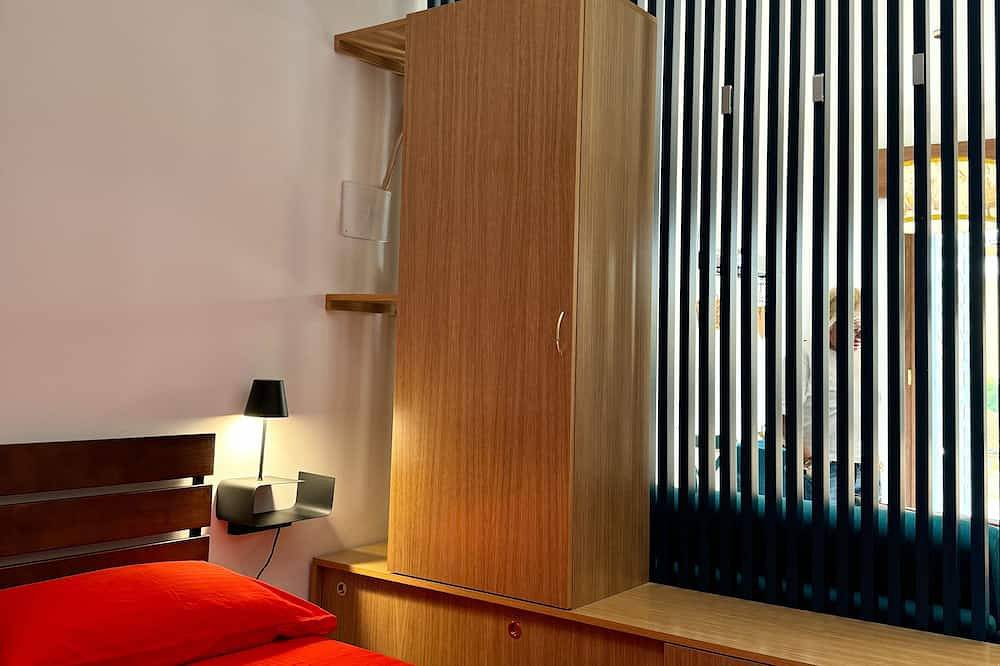 Entire apartment, Sans Soucis - Design Apartment - Neptune in Nettuno, Rome Province