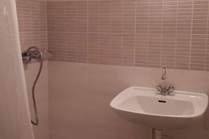 Gîte pour 3 personnes, avec balcon dans Plage Saint Marc - 3