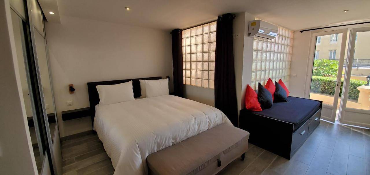 Appartement entier, Dajo Castel Lina in Cap-d'Ail, Côte méditerranéenne (France)