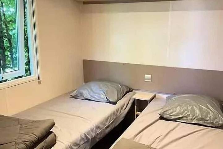 Mobil home pour 4 personnes à Saint-Martin-du-Vieux-Bellême - 2