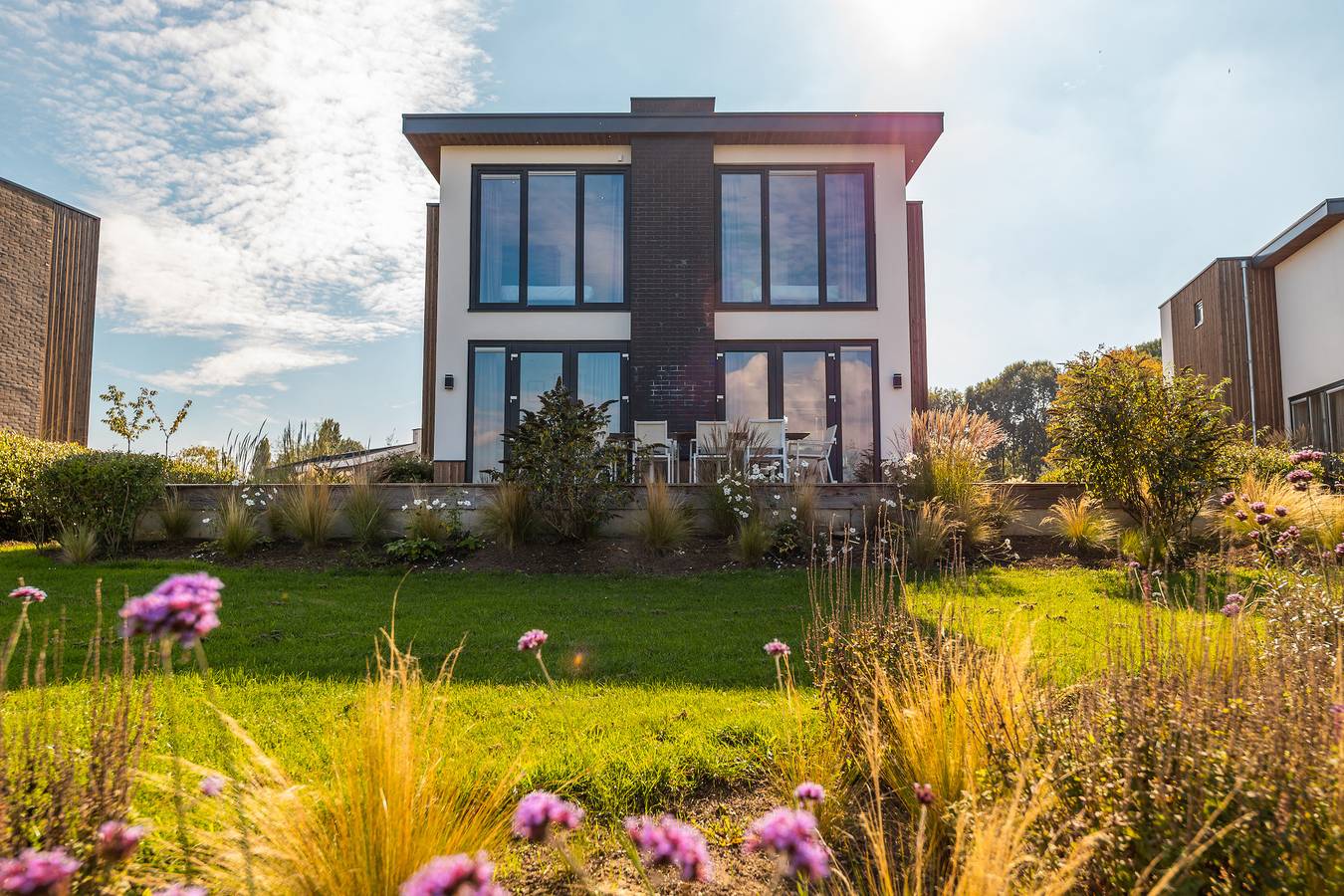 Vakantiepark Aan de Maas — Maas Villa mit Wasserblick | 10 Personen in Kerkdriel, Betuwe