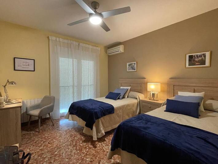 Chalet para 5 personas, con vistas además de piscina y jardín en Tierra de Mérida - Vegas Bajas - 2