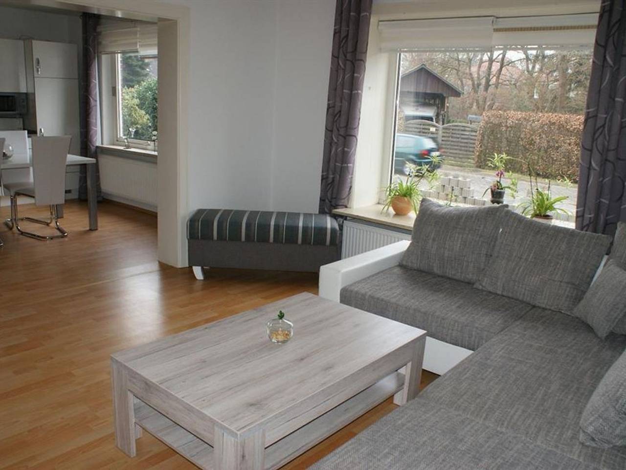 Ganze Ferienwohnung, Ferienwohnung Luna - Appartement/Fewo, Dusche, Wc, 1 Schlafraum in Aurich, Nordseeküste