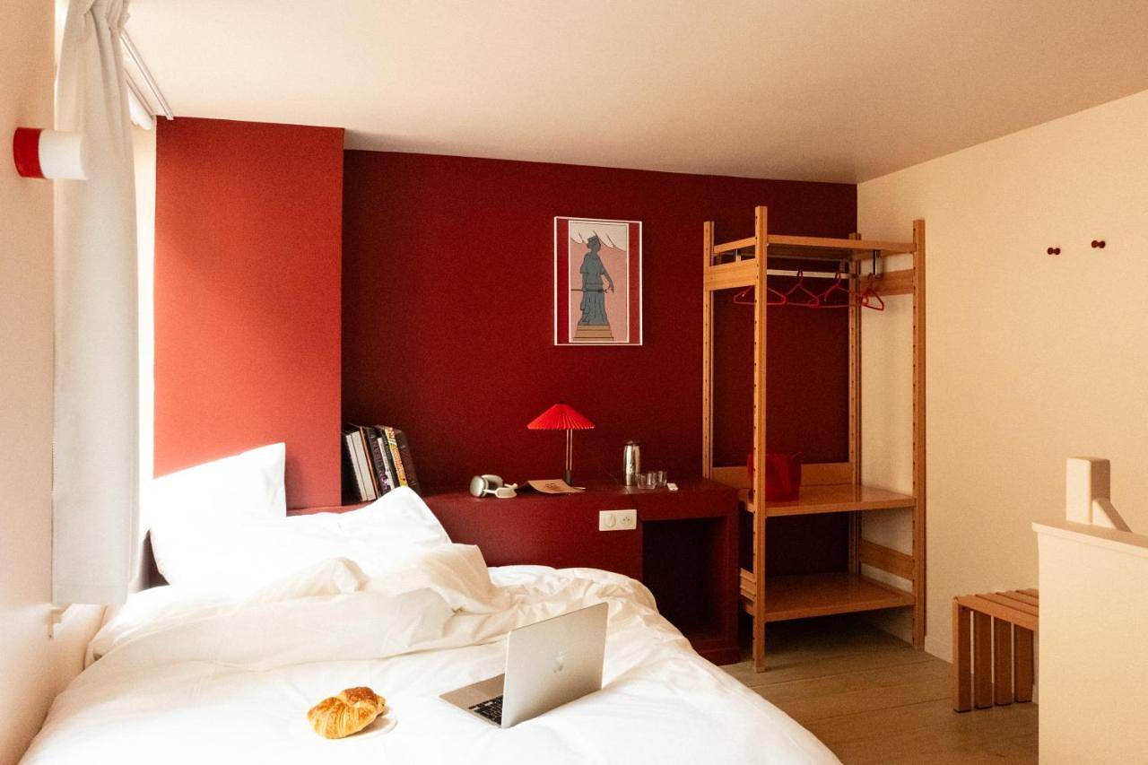 Double Room with Private Bathroom in Lille, Région de Lille