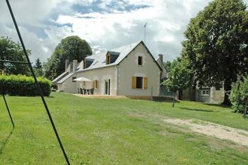 Gîte pour 7 personnes, avec jardin à Chemillé-sur-Indrois