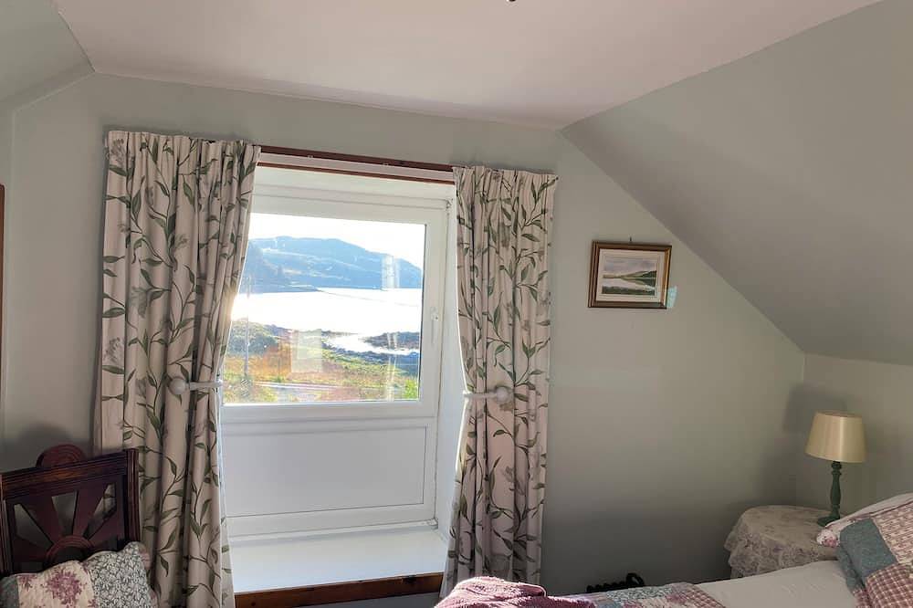 Little cottage-Village of Bunessan in Argyll & Bute