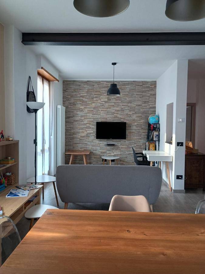 Gîte pour 5 personnes, avec balcon et vue à Sondalo