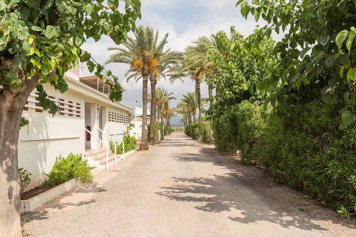 Camping für 4 Personen, mit Terrasse und Pool in der Region Valencia - 2