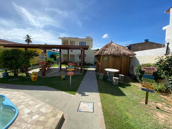 Gastenverblijf voor 4 personen, with terras and zwembad as well as tuin - 1
