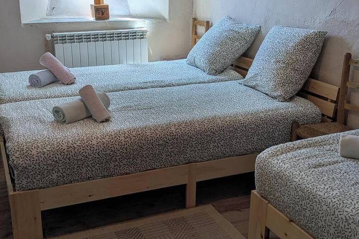Location de vacances pour 16 personnes, animaux acceptés à Château-Ville-Vieille - 4