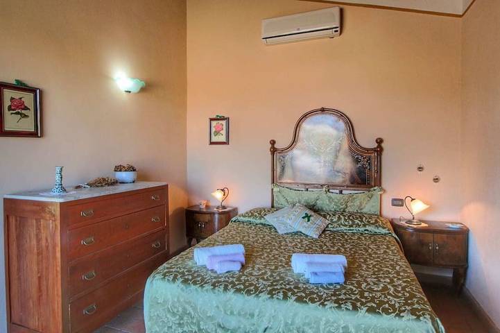 Hütte in Todi mit Pool und Terrasse in Todi, Perugia Provinz