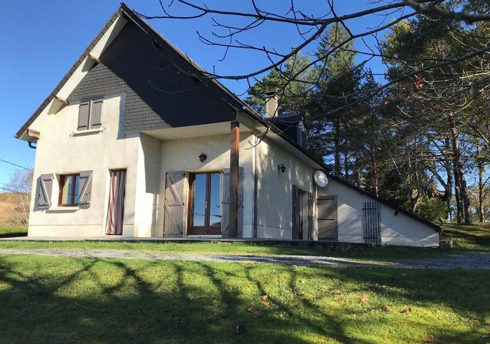 Location de vacances pour 6 personnes, avec jardin à Lanne-en-Barétous