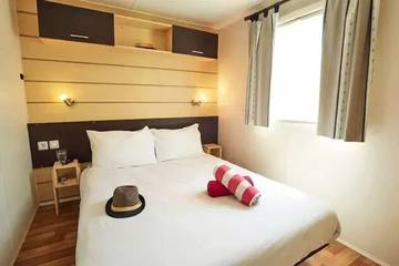 Static Caravan for 4 People in Carnac Plage, Carnac, Photo 1