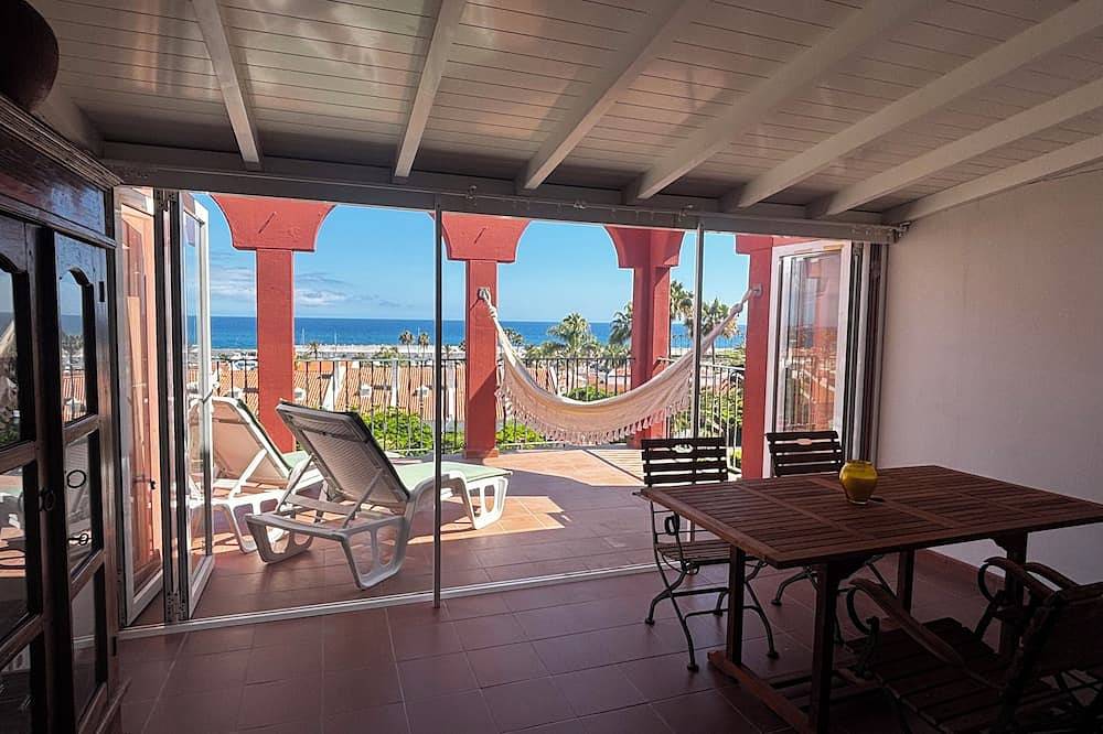 Entire apartment, Penthouse with large terrace and sea views in Playa de Maspalomas, San Bartolomé de Tirajana