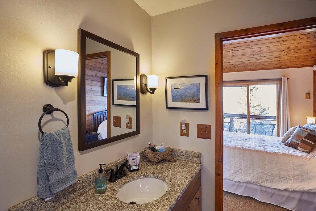 Ganze Wohnung, Gemütliches Schröder-Studio mit Deck am Oberen See! in Cook County (MN)