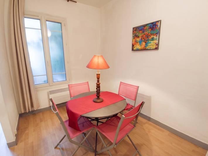 Komfortables Haus in Montreuil mit eingezäuntem Garten in Montreuil, Seine-Saint-Denis