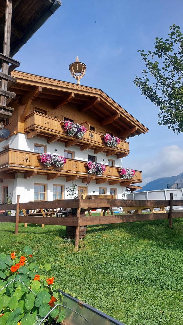 Ferienhaus für 4 Personen, mit Sauna und Pool sowie Garten in Tirol - 3