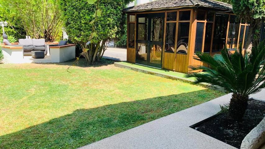 Location de vacances pour 3 personnes, avec piscine ainsi que jacuzzi et jardin à Saint-Jory - 4