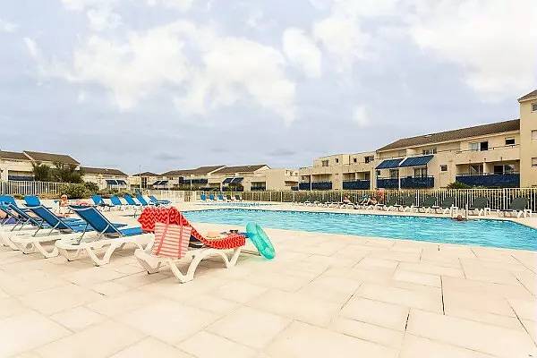 Studio für 3 Personen, mit Terrasse und Pool sowie Ausblick in Lacanau Ocean