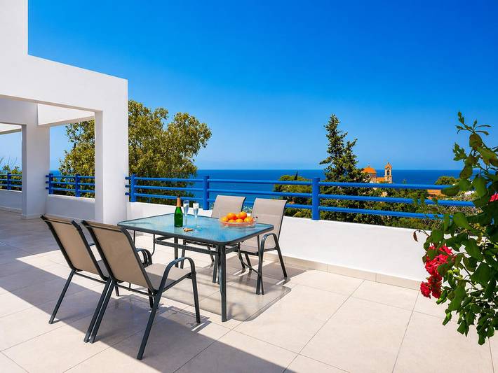 Ferienhaus für 8 Personen, mit Balkon und Terrasse sowie Garten in Südzypern - 4