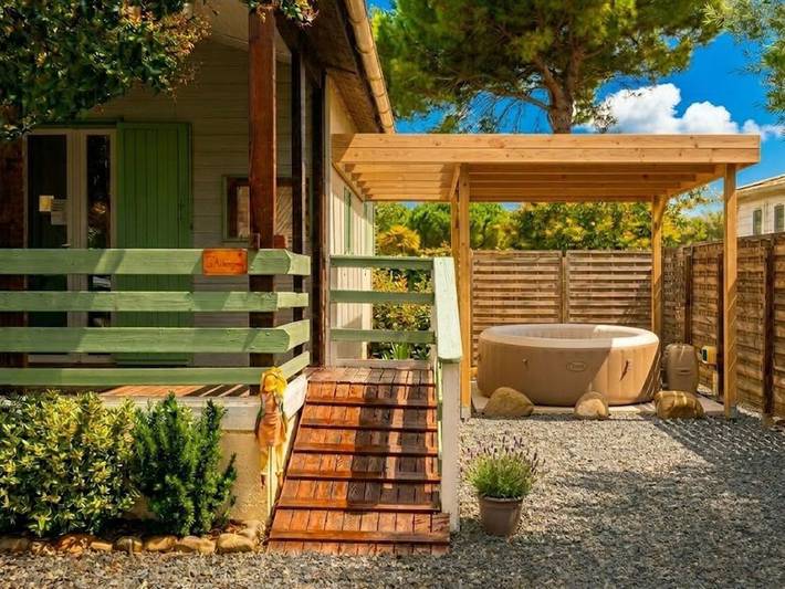 Gîte pour 6 personnes, avec Terrasse et Piscine dans le Gard