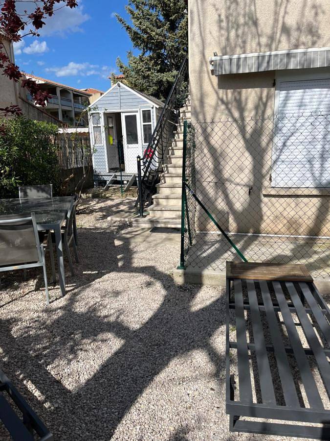 Gîte pour 5 personnes, avec vue et jardin à Plan-de-Cuques - 2