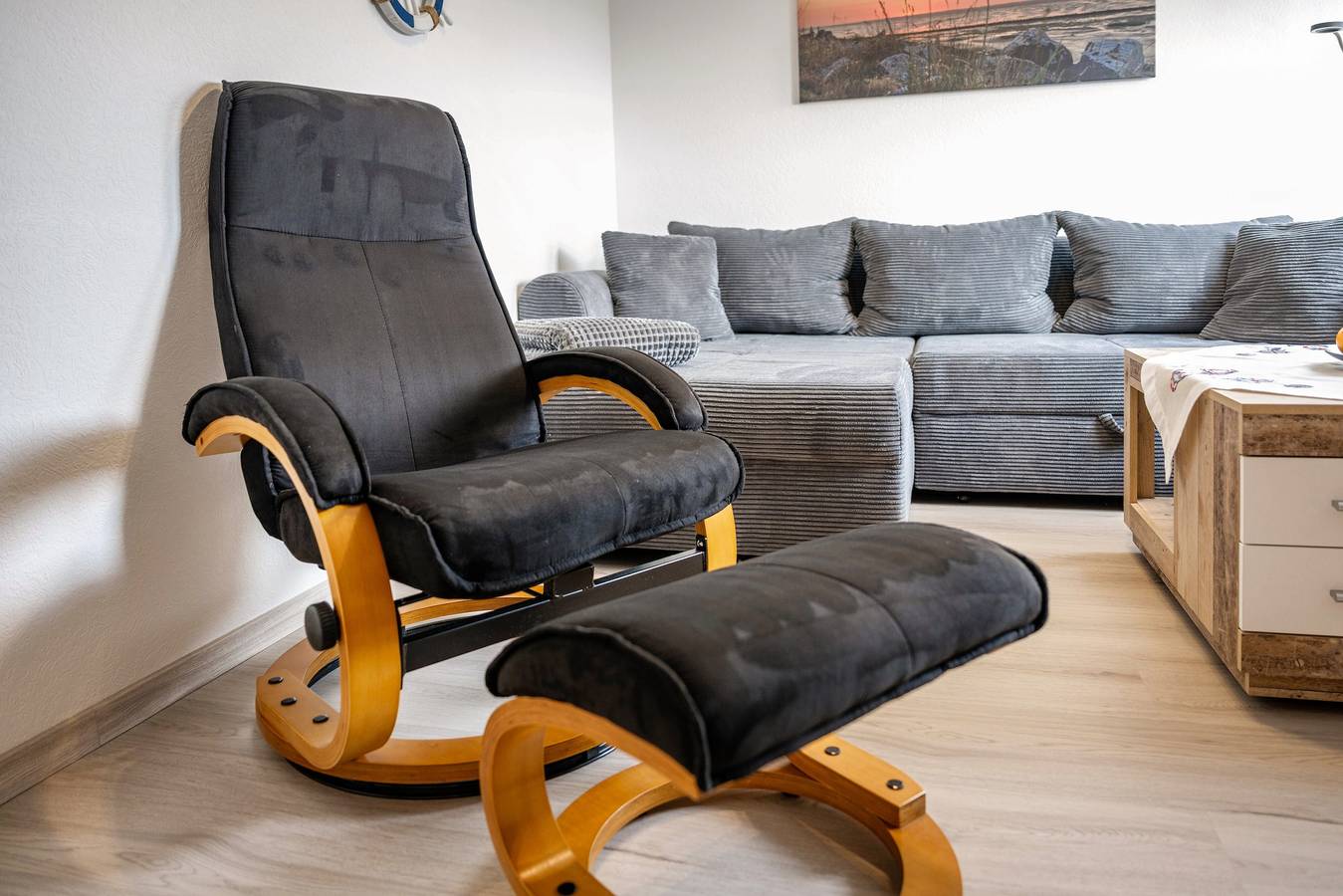 Geheel appartement, Appartement 'Ferienwohnung Oland' met Uitzicht op Zee, Gedeeld Terras en Wifi in Langeneß, Halligen