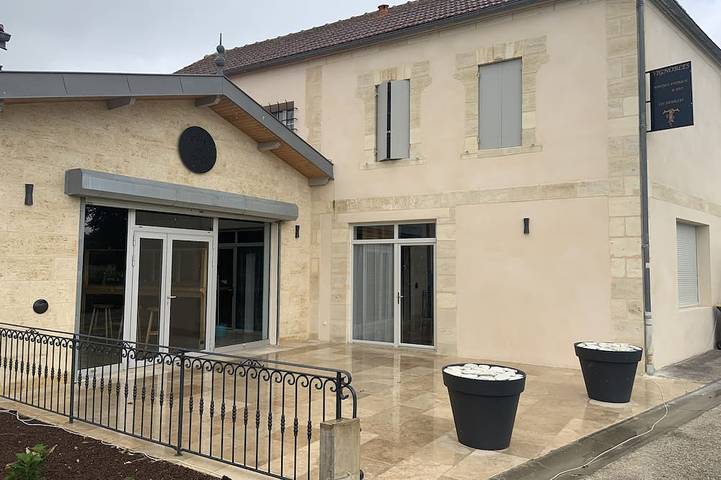 Location de vacances pour 4 personnes, avec terrasse dans Saint-Pey-d'Armens