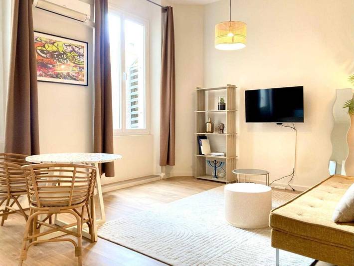 Gîte pour 2 personnes, adapté aux familles dans Gare De Cannes - 3