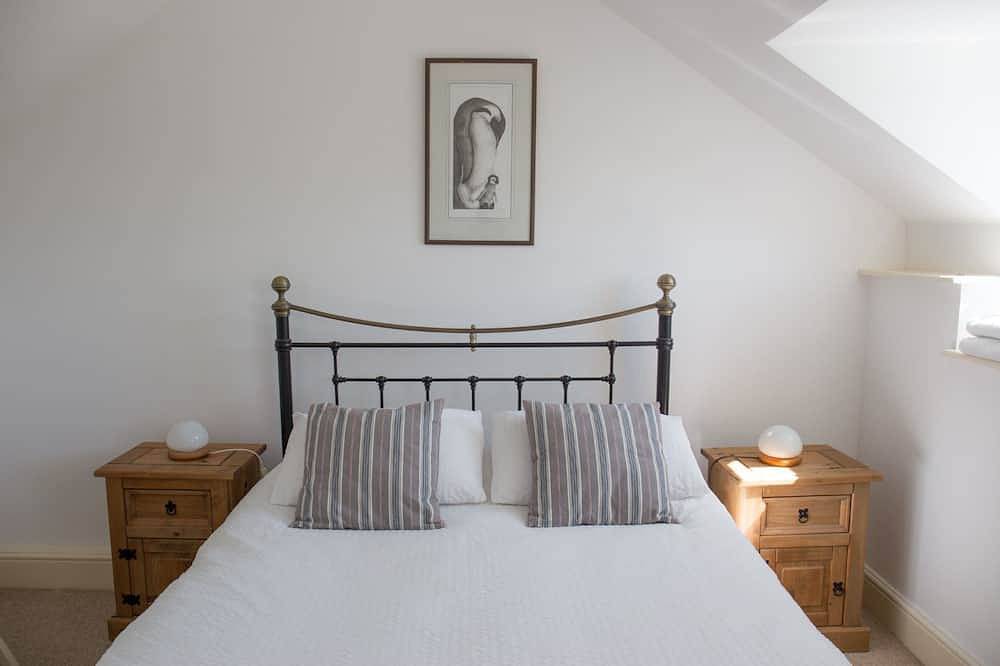 The Dairy, shared hot tub and sauna in Hartland, Hartland Devon Heritage Coast