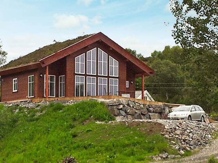 Ferienhaus für 8 Personen, mit Terrasse und Sauna in Nördliches Fjordnorwegen