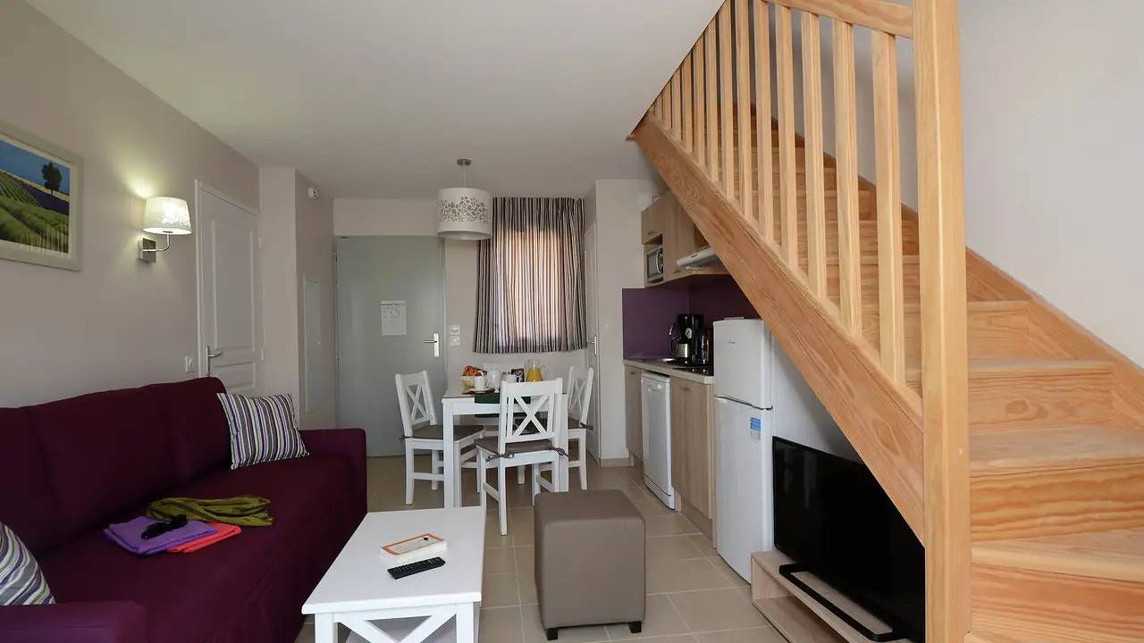 Apartamento vacacional entero, Apartamento de vacaciones para 6 personas con terraza in Paradou, Region de Arles